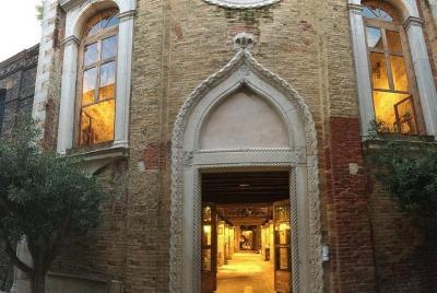 Venecia: Murano Glass Masters del Ex Chiesa Small Group Tour