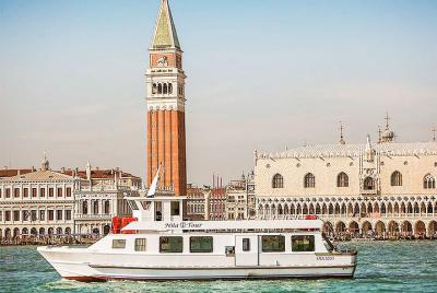 Traslado en barco privado a la plaza de San Marcos en Venecia