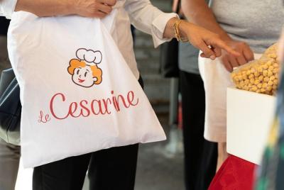 Comida callejera de grupos pequeños en Verona