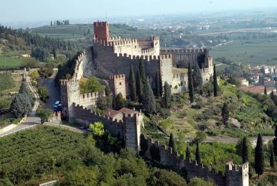 Soave: historia y excelencia en vinos, en la ladera de Verona