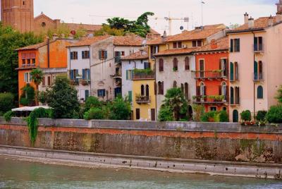 Verona como un local: recorrido y cata de vinos en una Osteria