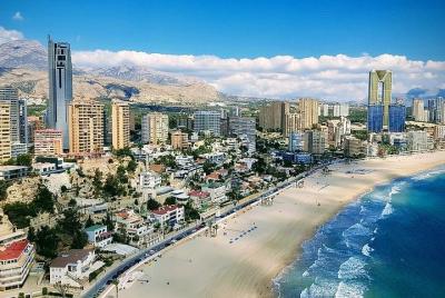 Excursión privada de 4 horas por la ciudad de Alicante (recogida en el hotel o en el puerto de cruceros) Excursión privada de 4 horas por la ciudad de Alicante (recogida en el hotel o en el puerto de cruceros)