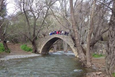 Pueblo de Omodos, puente Kelephos con caminata fácil opcional