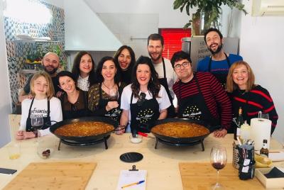 Paella Alicante Experience: Tour por el Mercado y después cocinar juntos Paella Alicante Experience: Tour por el Mercado y después cocinar juntos