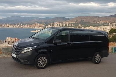 Transfer Alicante city - Alicante Aeropuerto en Minivan privada max. 6 pasajeros Transfer Alicante city - Alicante Aeropuerto en Minivan privada max. 6 pasajeros