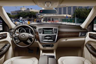 Traslado privado desde Roquetas de Mar al aeropuerto de Málaga (AGP)