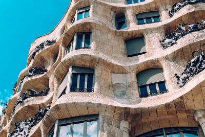 Entrada sin colas a la Casa Milà La Pedrera con recorrido con audio en la aplicación