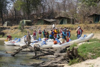 Canotaje - 1 noche / 1 día - Alto Zambezi - River Wild Safaris
