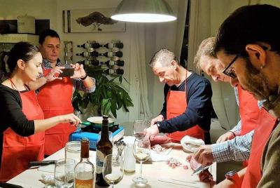 Cocinar paella en Barcelona (visita opcional al mercado)