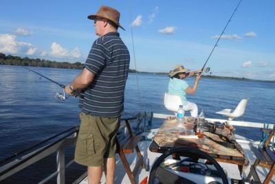 Cataratas Victoria (río Zambezi superior) Pesca del tigre