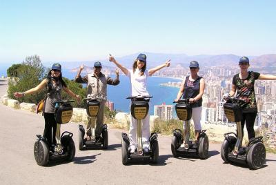 Excursión en segway por Benidorm con elección de la ruta. Excursión en segway por Benidorm con elección de la ruta.