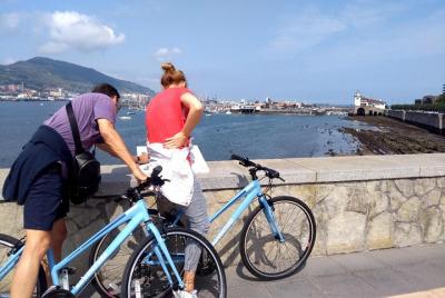 Alquiler de bicicletas en Getxo (Playa de Bilbao). Alquiler de bicicletas en Getxo (Playa de Bilbao).