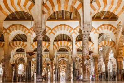 Visita guiada Mezquita-Catedral Córdoba con entradas (acceso prioritario) Visita guiada Mezquita-Catedral Córdoba con entradas (acceso prioritario)