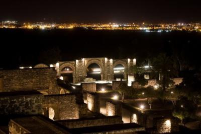 Medina azahara nocturna experiencie sin transporte  Medina azahara nocturna experiencie sin transporte