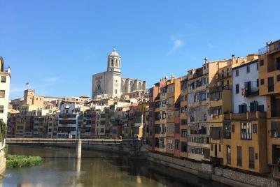 Recorrido a pie por el casco antiguo y el barrio judío de Girona Recorrido a pie por el casco antiguo y el barrio judío de Girona