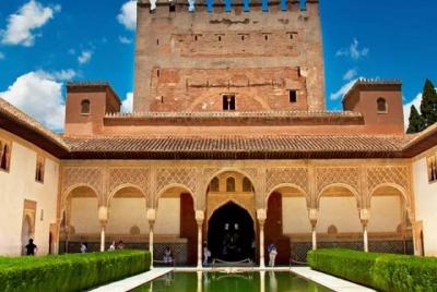 Visita guiada de la Alhambra + entradas sin colas
