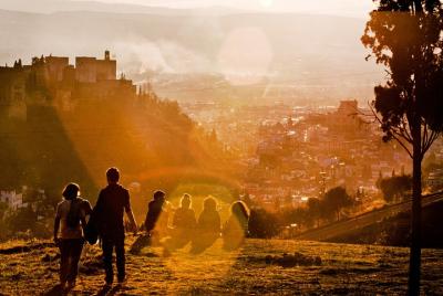 Sunset Walking Tour in Albaicín&Sacromonte