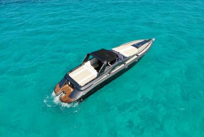 Viviendo el sueño a bordo de este increíble barco Tullio Abbate 42