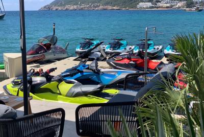 Experiencia en Moto de Agua o Jetski en Ibiza Sin Titulación