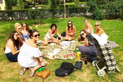 Experiencia Pic-Nic en Madrid con juegos y aperitivos