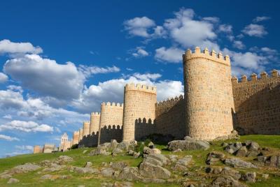Segovia, Ávila, Escorial y Valle en dos días desde Madrid con Toledo incluido