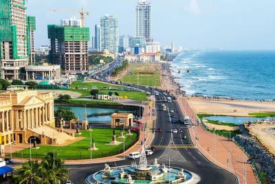 Tour privado de noche en Colombo.