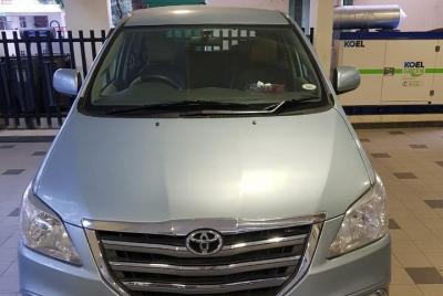 Traslado al aeropuerto - Aeropuerto Internacional Indira Gandhi Aeropuerto (IGIA), Delhi a Hoteles Delhi