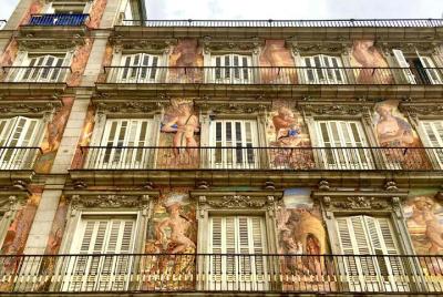 Juego de exploración de la ciudad privada de las gemas ocultas de Madrid