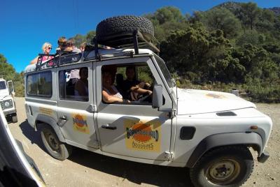Tour ecológico en jeep por el parque natural desde la Costa del Sol Tour ecológico en jeep por el parque natural desde la Costa del Sol