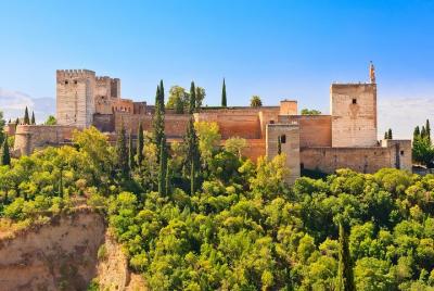 Día completo en la Alhambra y los Jardines del Generalife desde Torremolinos Día completo en la Alhambra y los Jardines del Generalife desde Torremolinos