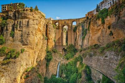 Excursión por la costa - Excursión de un día a Ronda desde el puerto de Málaga Excursión por la costa - Excursión de un día a Ronda desde el puerto de Málaga