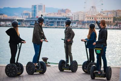 Tour panorámico de 1 hora en Segway por Málaga Tour panorámico de 1 hora en Segway por Málaga