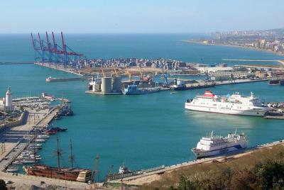 Paseo en Barco y Comida o Cena en el Puerto de Málaga Paseo en Barco y Comida o Cena en el Puerto de Málaga