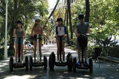 Recorrido en Segway en Málaga por el parque, el puerto y el castillo Recorrido en Segway en Málaga por el parque, el puerto y el castillo