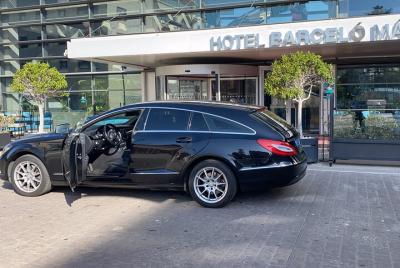 Traslado privado desde el aeropuerto de Málaga a hoteles de la costa del sol Traslado privado desde el aeropuerto de Málaga a hoteles de la costa del sol
