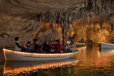 Cuevas del Drach con Port Cristo y Pearl Shop Mallorca Tour de día completo Cuevas del Drach con Port Cristo y Pearl Shop Mallorca Tour de día completo
