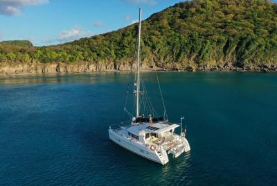 Excursión compartida de un día en catamarán a Mallorca Excursión compartida de un día en catamarán a Mallorca