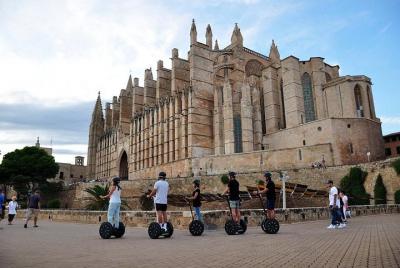 Recorrido en Segway por Palma de Mallorca, incluida la catedral de Palma y Portixol Recorrido en Segway por Palma de Mallorca, incluida la catedral de Palma y Portixol
