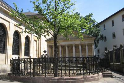 Guernica, Mundaka, Urdaibai y Bermeo Tour, almuerzo incluido Guernica, Mundaka, Urdaibai y Bermeo Tour, almuerzo incluido