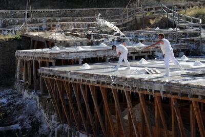 San Sebastián: Valle de la Sal de Añana y Vitoria San Sebastián: Valle de la Sal de Añana y Vitoria