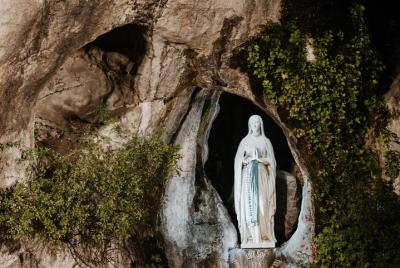 SANTUARIO DE LOURDES - Experiencia religiosa privada SANTUARIO DE LOURDES - Experiencia religiosa privada