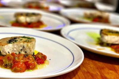 Pinchos privados y recorrido vinícola en San Sebastián Pinchos privados y recorrido vinícola en San Sebastián