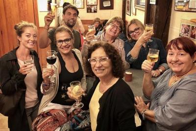 Tour de cata de vinos y comida de la mejor calidad en San Sebastián. Tour de cata de vinos y comida de la mejor calidad en San Sebastián.