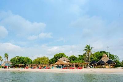 Excursión por la popular Playa Blanca