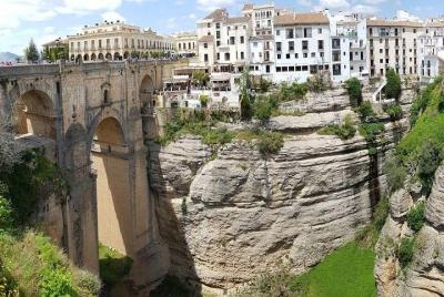 Excursión de 1 Día a Pueblos Blancos y Ronda Excursión de 1 Día a Pueblos Blancos y Ronda