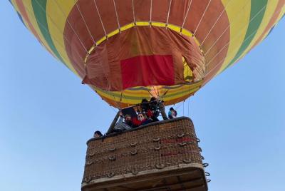 Tour de un día en globo aerostático y yate en Sevilla Tour de un día en globo aerostático y yate en Sevilla