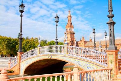 Experiencia con 2 noches en Sevilla, recorrido por la ciudad y espectáculo flamenco Experiencia con 2 noches en Sevilla, recorrido por la ciudad y espectáculo flamenco