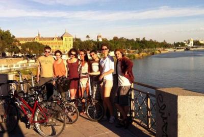 Tour de 2,5 horas en bicicleta por la ciudad de Sevilla Tour de 2,5 horas en bicicleta por la ciudad de Sevilla