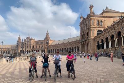 Recorrido privado en bicicleta por Sevilla Ruta monumental Recorrido privado en bicicleta por Sevilla Ruta monumental