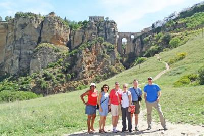 Excursión de un día a Ronda y Setenil de las Bodegas desde Sevilla Excursión de un día a Ronda y Setenil de las Bodegas desde Sevilla